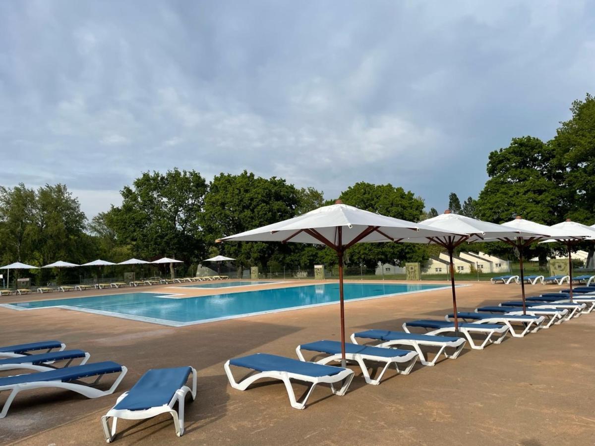 Village Vacances Chateau De Treambert Mesquer 외부 사진